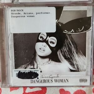 Ariana Grande CD